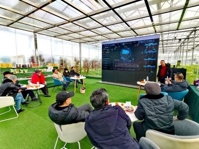 科技賦能農(nóng)業(yè) 德陽市老科協(xié)專家團(tuán)考察什邡蔬菜產(chǎn)業(yè)園，助推新材料技術(shù)落地
